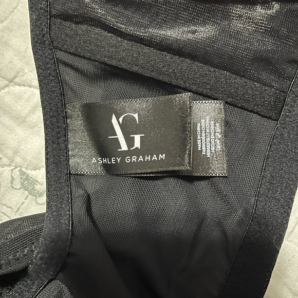 Ashley Graham Bra - Picture 4 of 5